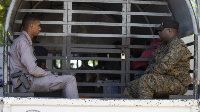 AME5340-R-DOMINICANA-HAITI-CRISIS-MIGRATORIA.jpg